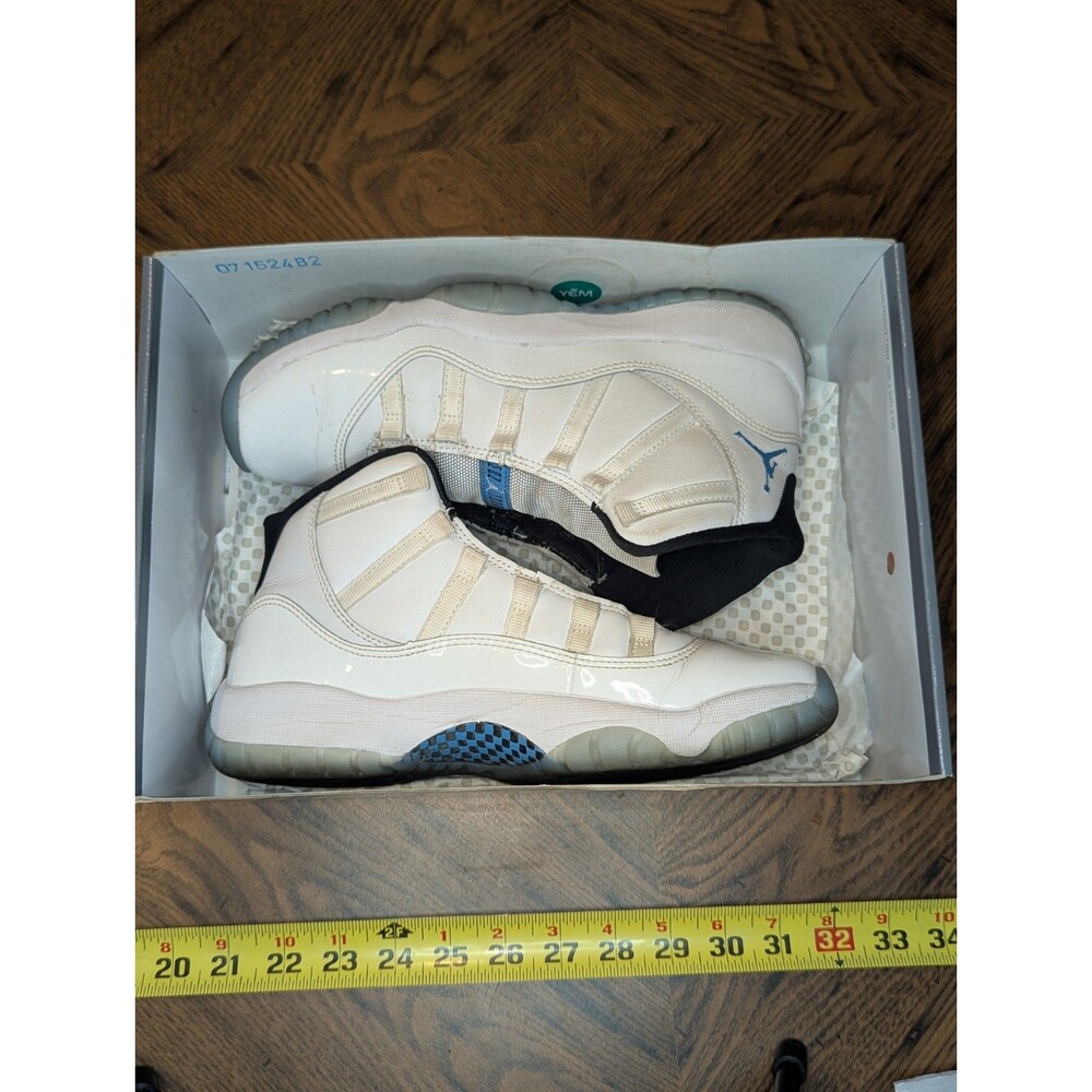 Retro Jordan 11 High Legend Blue GS White Blue Boys Size 6.5Y